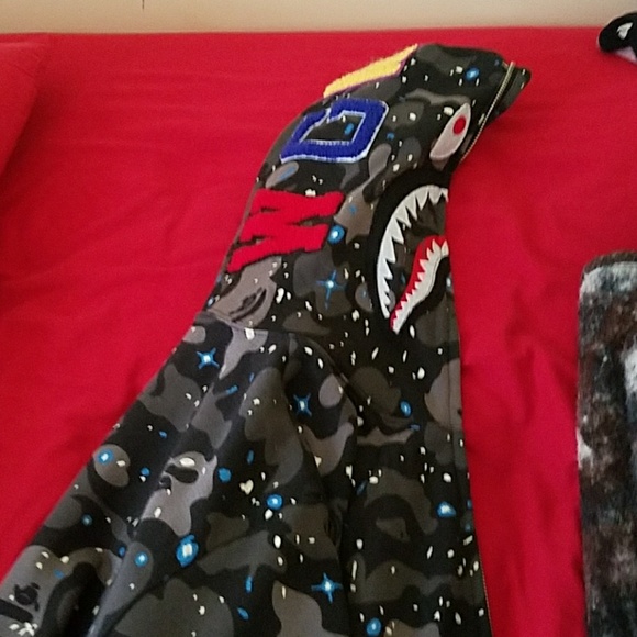 Hoodie - Picture 2 of 3